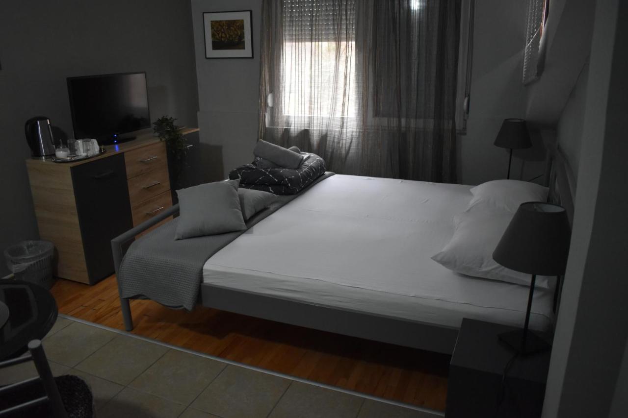 Guest House Kozle Skopje Exterior photo